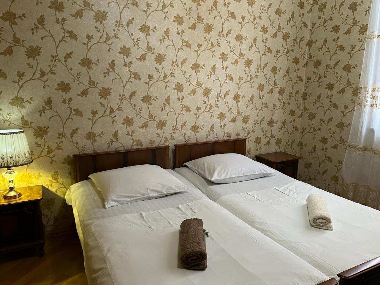 Guest House Levan II Dadiani Sugdidi Exterior foto